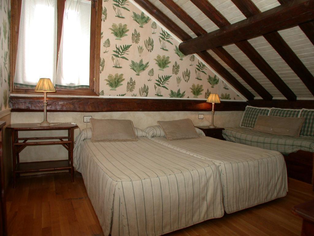 Hotel Casa Frauca Sarvise Exterior photo